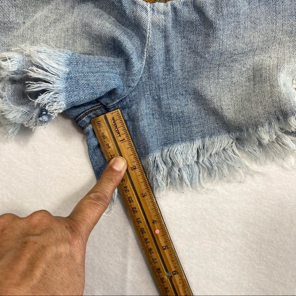 Billabong Shorts Reckless Women Sz 5 Laced front denim distressed denim … - Picture 9 of 11